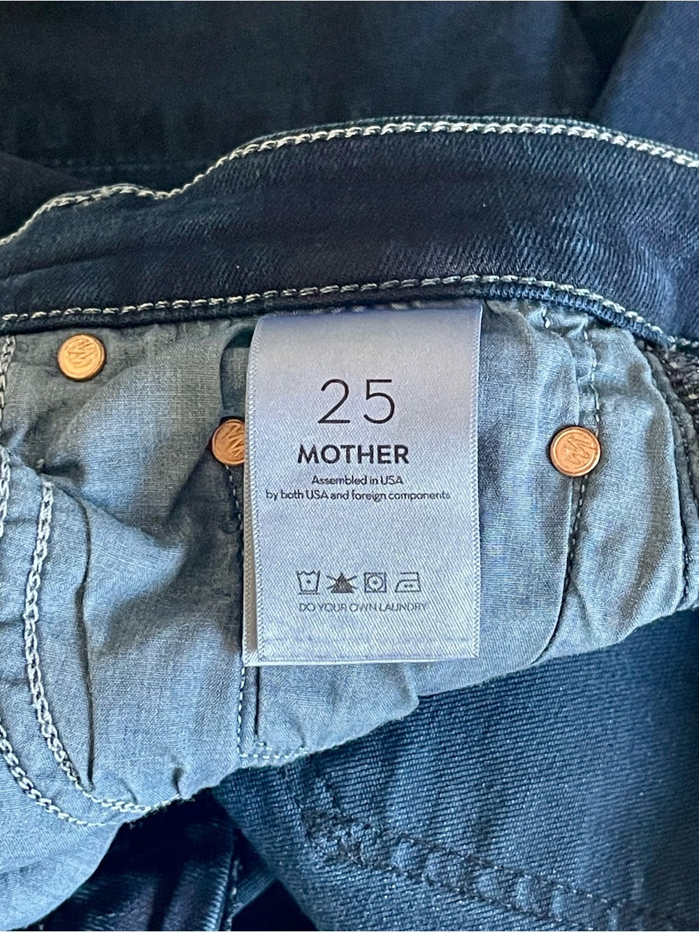 MOTHER - The Weekender Fray Jeans Women’s Size 25 - Picture 11 of 12